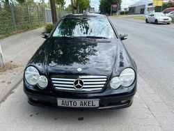Schwarz Gebraucht 2003 Mercedes 200 Coupé | 2.900 €