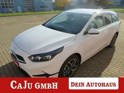 Weiß Neu 2025 Kia Ceed Sportswagon Kombi | 25.445 € (Superpreis)