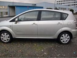 Grau Gebraucht 2004 Toyota Corolla Sol Kombi | 3.150 € (Guter Preis)