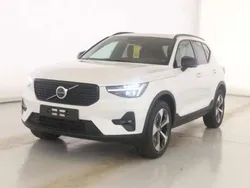 Crystal white pearl Gebraucht 2024 Volvo XC40 Ultra SUV | 39.990 € (Fairer Preis)