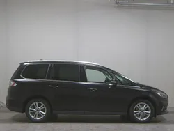 Schwarz Gebraucht 2022 Ford Galaxy Titanium Van / Kleinbus | 22.880 € (Guter Preis)