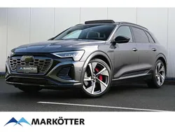 Grau Gebraucht 2023 Audi Q8 e-tron S-Line SUV | 51.400 € (Guter Preis)