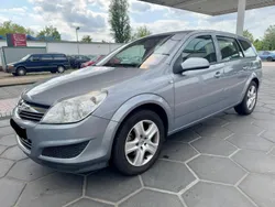 Grau Gebraucht 2009 Opel Astra Kombi | 2.749 € (Guter Preis)