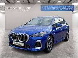 Blau Gebraucht 2024 BMW 220 Active Tourer Luxury Line Van / Kleinbus | 36.900 € (Teuer)