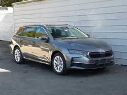 Grau graphitegrau Neu 2024 Skoda Octavia Selection Kombi | 32.490 € (Guter Preis)