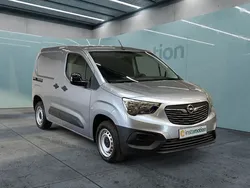 Grau Gebraucht 2023 Opel Combo Edition Van / Kleinbus | 18.990 € (Fairer Preis)