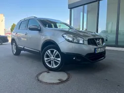 Grau Gebraucht 2012 Nissan Qashqai +2 SUV | 8.300 € (Fairer Preis)