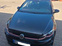 Schwarz Gebraucht 2018 VW Golf VII GTI Limousine | 17.500 € (Superpreis)