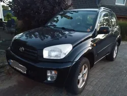 Schwarz Gebraucht 2000 Toyota RAV4 Limited SUV | 4.000 € (Etwas zu teuer)