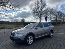Beige Gebraucht 2008 Skoda Octavia Kombi | 7.790 €