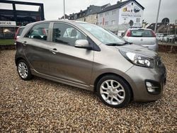 Braun Gebraucht 2012 Kia Picanto Kleinwagen | 5.200 € (Fairer Preis)