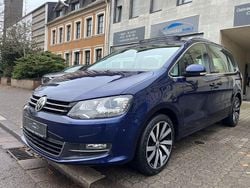 Blau Gebraucht 2018 VW Sharan Highline Van / Kleinbus | 21.950 € (Guter Preis)