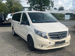 Beige Gebraucht 2020 Mercedes Vito Kombi | 14.911 € (Etwas zu teuer)