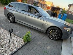 Grau Gebraucht 2012 BMW 525 Comfort Edition Kombi | 10.000 € (Fairer Preis)