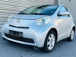 Silber Gebraucht 2011 Toyota iQ Kleinwagen | 3.950 € (Guter Preis)