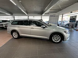 Silber Gebraucht 2021 VW Passat Business Limousine | 23.999 € (Fairer Preis)