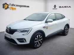 Weiß Gebraucht 2022 Renault Arkana Zen SUV | 20.490 € (Guter Preis)