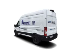 Weiss Gebraucht 2023 Ford Econoline Trend Van | 50.276 € (Etwas zu teuer)