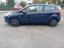 Blau Gebraucht 2016 Ford Fiesta Kleinwagen | 4.900 € (Guter Preis)