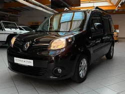 Schwarz Gebraucht 2017 Renault Kangoo LIMITED Van / Kleinbus | 18.990 €
