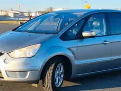 Grau Gebraucht 2009 Ford S-MAX S Van / Kleinbus | 4.200 € (Fairer Preis)
