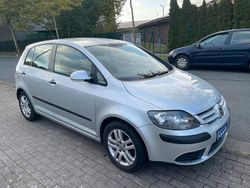 Silber Gebraucht 2005 VW Golf Plus Van / Kleinbus | 5.490 € (Etwas zu teuer)