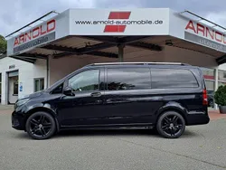 Obsidianschwarzmetallic Gebraucht 2019 Mercedes V220 Van / Kleinbus | 37.800 € (Fairer Preis)