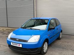 Blau Gebraucht 2003 Ford Fiesta Ambiente Kleinwagen | 2.500 € (Fairer Preis)