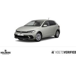 Ascotgrau Gebraucht 2022 VW Polo Life Limousine | 17.990 € (Fairer Preis)