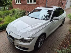 Weiß Gebraucht 2012 BMW 320 Sport Line Limousine | 10.500 € (Fairer Preis)