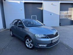 Grau Gebraucht 2013 Skoda Rapid Active Limousine | 6.999 € (Fairer Preis)
