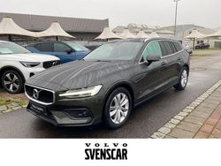 Grau Gebraucht 2021 Volvo V60 Momentum Kombi | 26.990 € (Guter Preis)