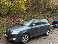 Grau Gebraucht 2008 Skoda Fabia Kleinwagen | 1.200 € (Guter Preis)