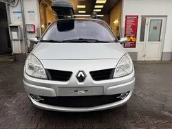 Platingrau Gebraucht 2008 Renault Scénic II Exception Van / Kleinbus | 3.490 € (Etwas zu teuer)