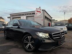 Schwarz Gebraucht 2020 Mercedes E200 Avantgarde Limousine | 24.995 € (Fairer Preis)