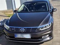 Braun Gebraucht 2016 VW Passat Kombi | 14.500 €