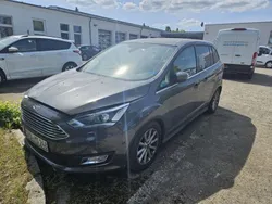 Grau Gebraucht 2016 Ford Grand C-Max Titanium Van / Kleinbus | 8.999 € (Guter Preis)