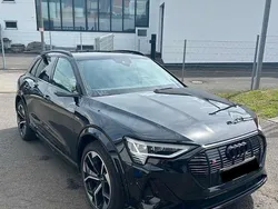 Schwarz Gebraucht 2021 Audi e-tron Performance SUV | 50.000 € (Teuer)