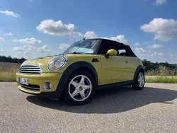 Gelb Gebraucht 2010 Mini Cooper Cabriolet Cabrio | 5.500 € (Guter Preis)