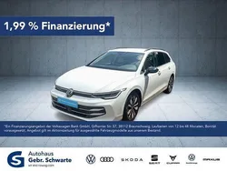 Weiß Gebraucht 2024 VW Golf VIII Goal Kombi | 24.890 € (Superpreis)