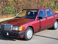 Rot Gebraucht 1990 Mercedes 190 Limousine | 8.200 €