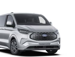 Moondust silver metallic Gebraucht 2024 Ford Tourneo Titanium | 71.078 €