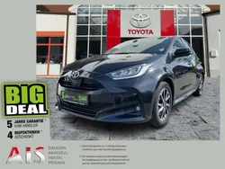 Mysticschwarz mica Gebraucht 2021 Toyota Yaris Hybrid Team Limousine | 17.990 € (Fairer Preis)