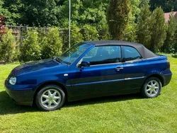 Blau Gebraucht 2002 VW Golf Cabriolet Cabrio | 2.200 €