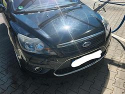 Schwarz Gebraucht 2008 Ford Focus Kombi | 1.600 € (Etwas zu teuer)