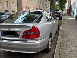 Silber Gebraucht 2003 Mitsubishi Carisma Limousine | 1.850 € (Fairer Preis)