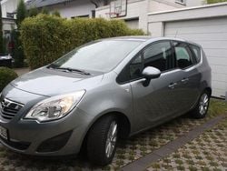 Silber Gebraucht 2013 Opel Meriva Active Van / Kleinbus | 7.300 € (Fairer Preis)