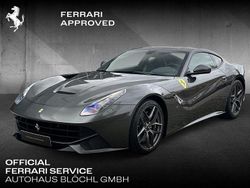 Grigio silverstone Gebraucht 2013 Ferrari F12 Coupé | 239.900 € (Teuer)