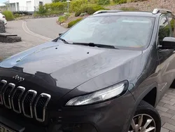 Grau Gebraucht 2016 Jeep Cherokee Limited SUV | 14.000 € (Fairer Preis)