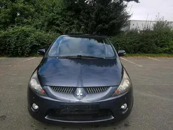 Grau Gebraucht 2008 Mitsubishi Grandis Van / Kleinbus | 3.500 €